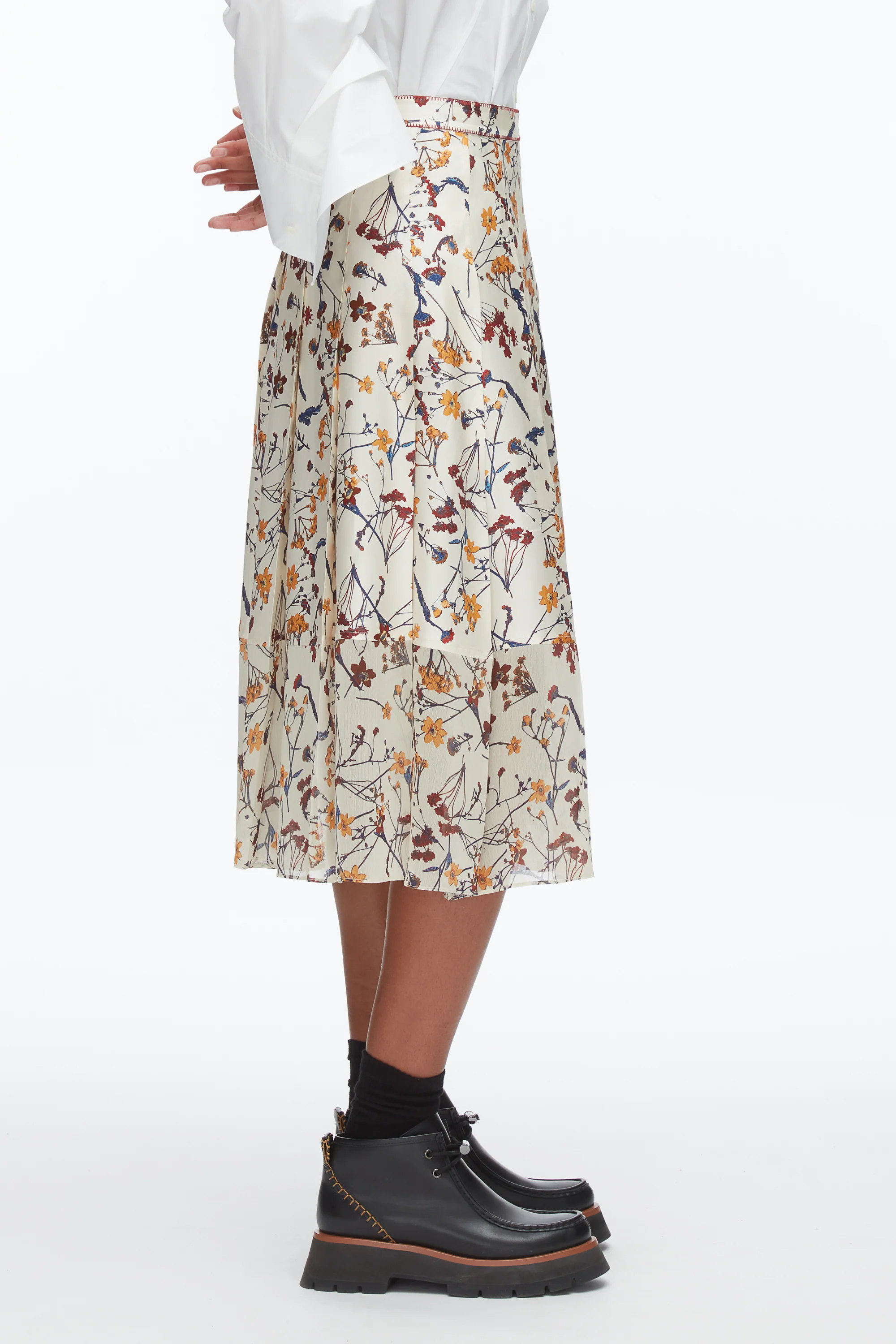 Bliss Floral Pleated Skirt - Image 4