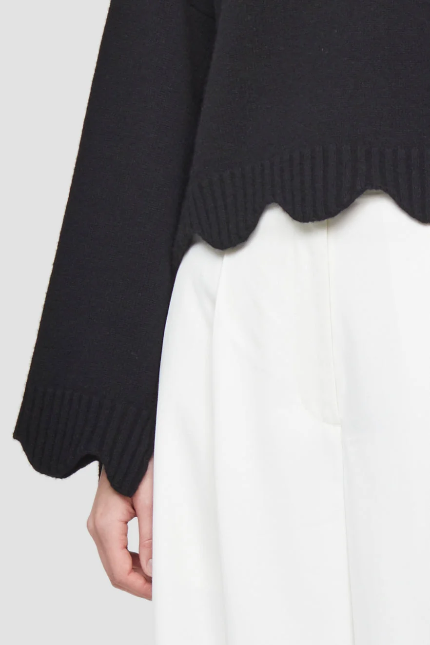 Crew Neck Cashmere Blend Sweater - Image 7