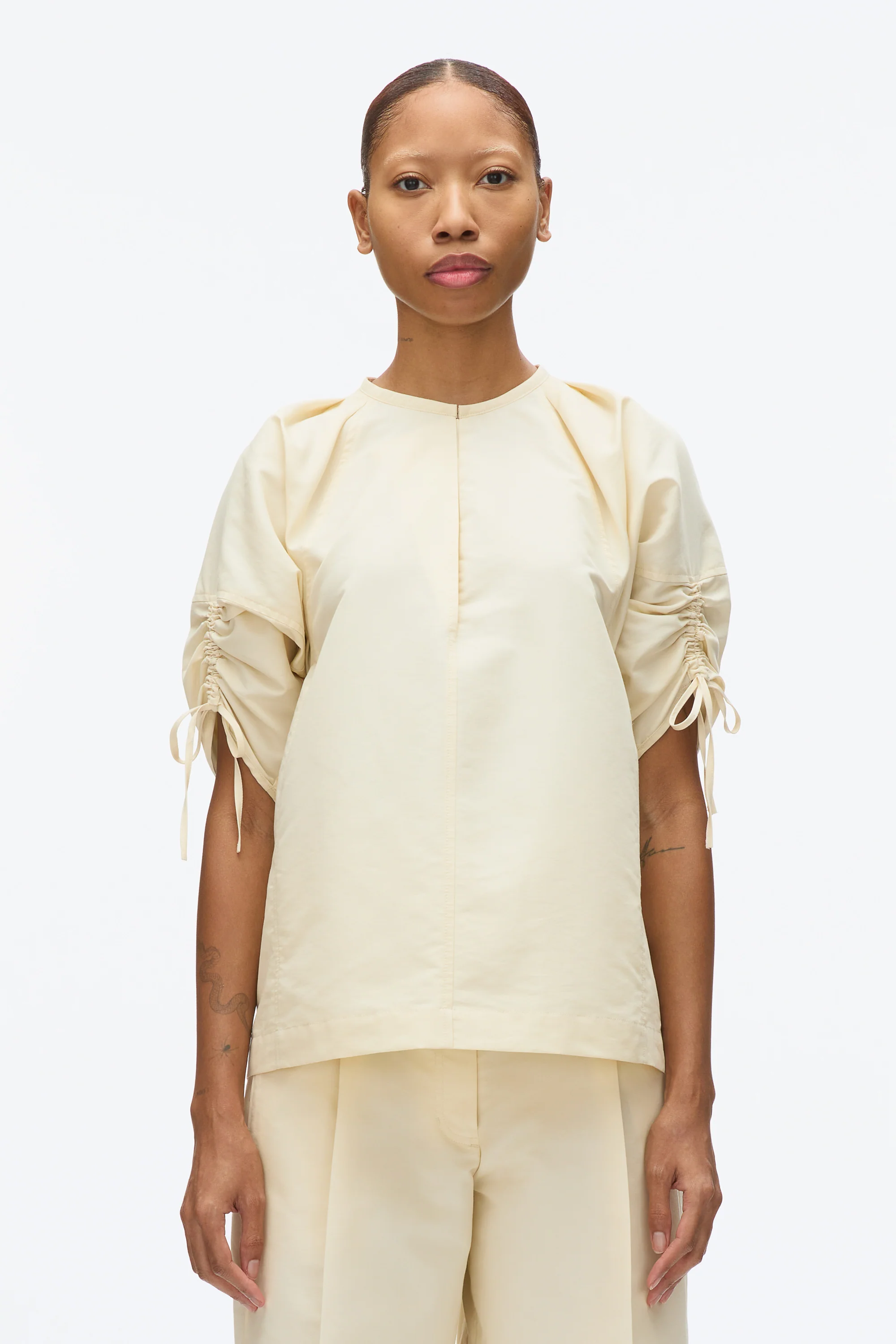 Gathered Sleeve Band Collar Top - Image 10