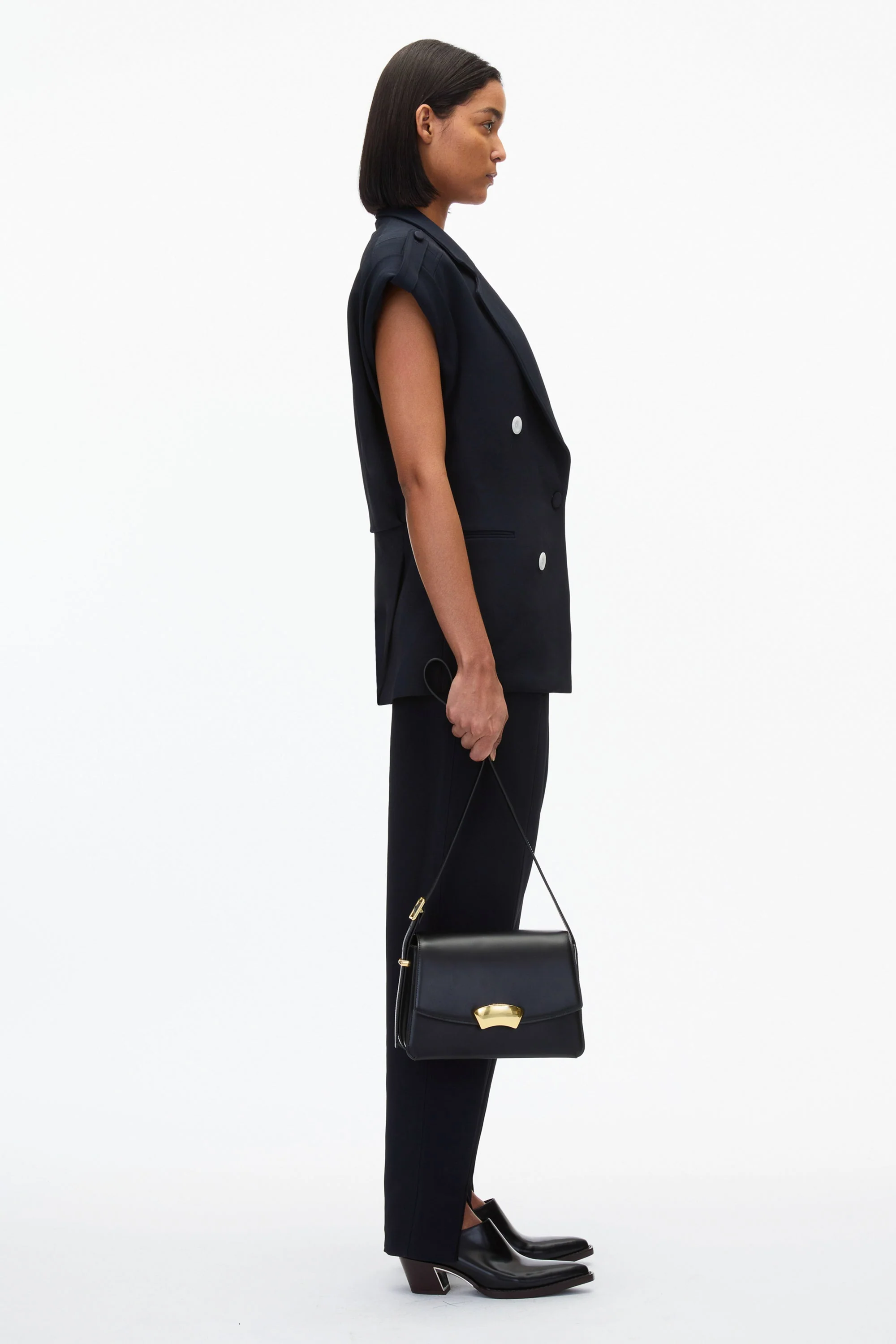 ID Medium Shoulder Bag - Image 6