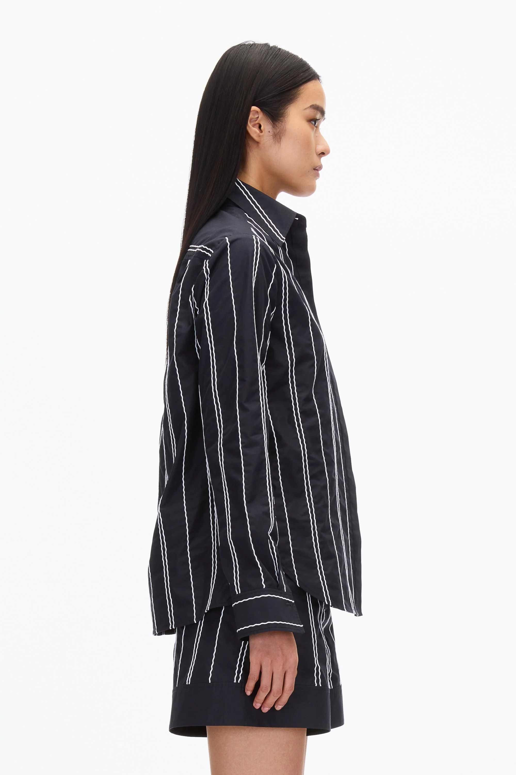 Midnight Relax Fit Poplin Shirt with Wave Embroidery - Image 3