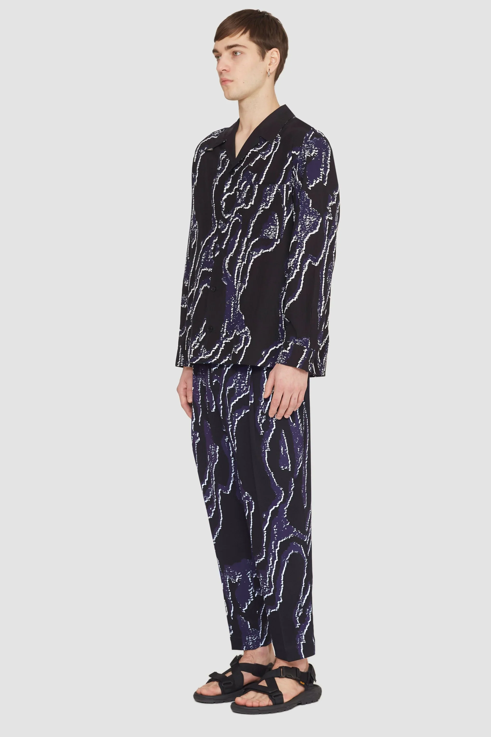 Printed Single Pleat Tapered Trouser - Image 2
